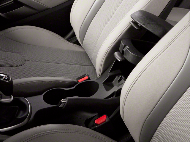 2012 Hyundai Veloster Base w/Red