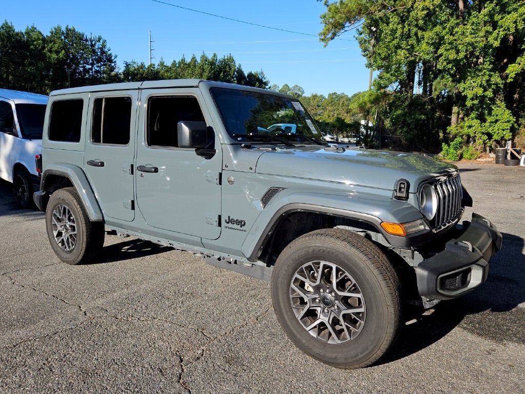 2026 Jeep Wrangler 4-Door Sahara 4x4