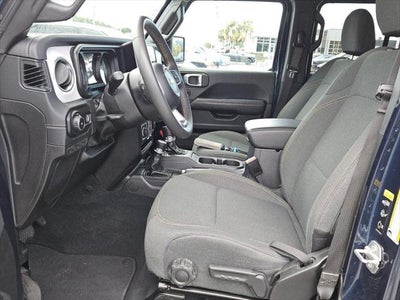 2025 Jeep Wrangler 4-Door Sahara 4x4