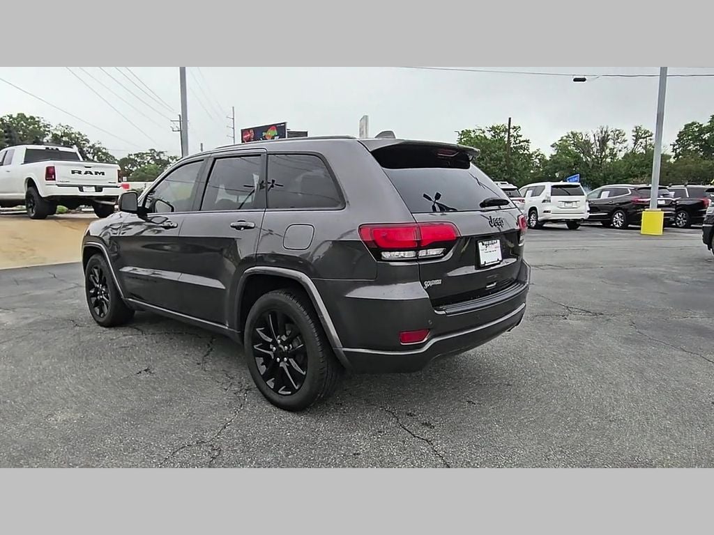 2020 Jeep Grand Cherokee Altitude 4x2
