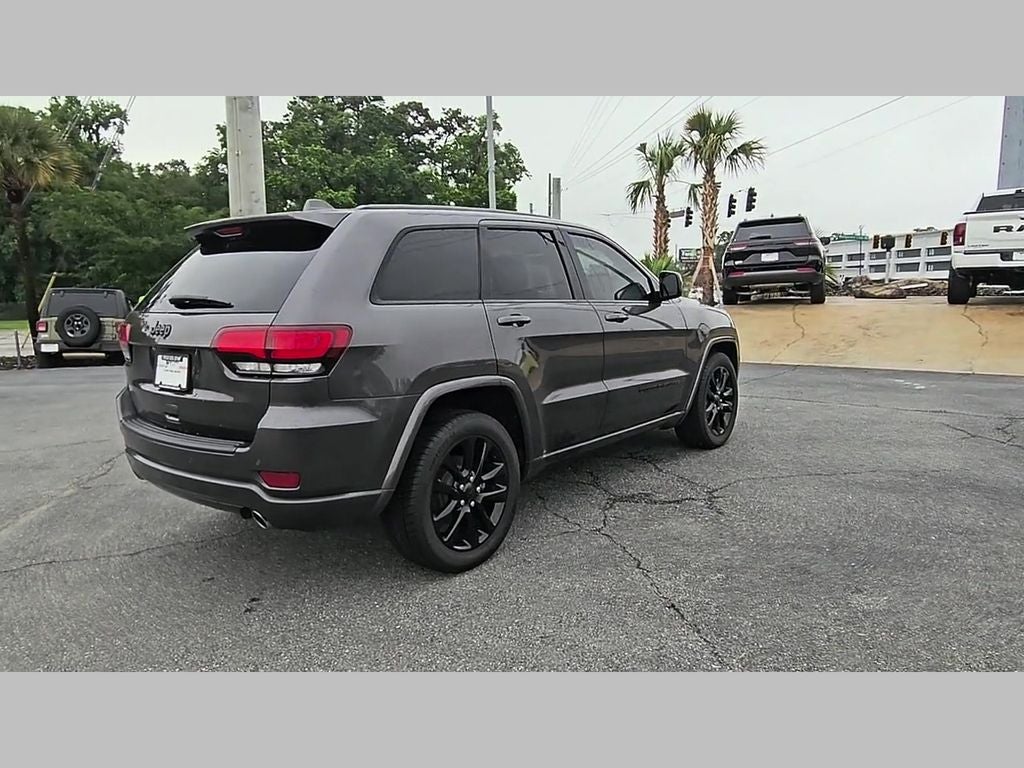 2020 Jeep Grand Cherokee Altitude 4x2