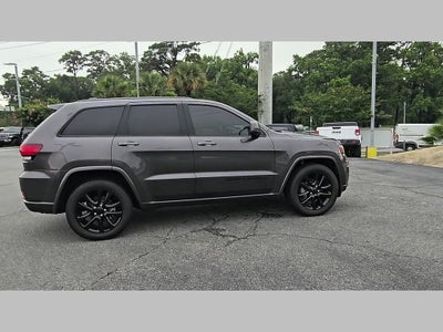 2020 Jeep Grand Cherokee Altitude 4x2