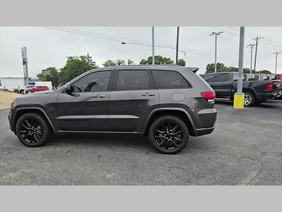 2020 Jeep Grand Cherokee Altitude 4x2