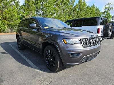 2020 Jeep Grand Cherokee Altitude 4x2