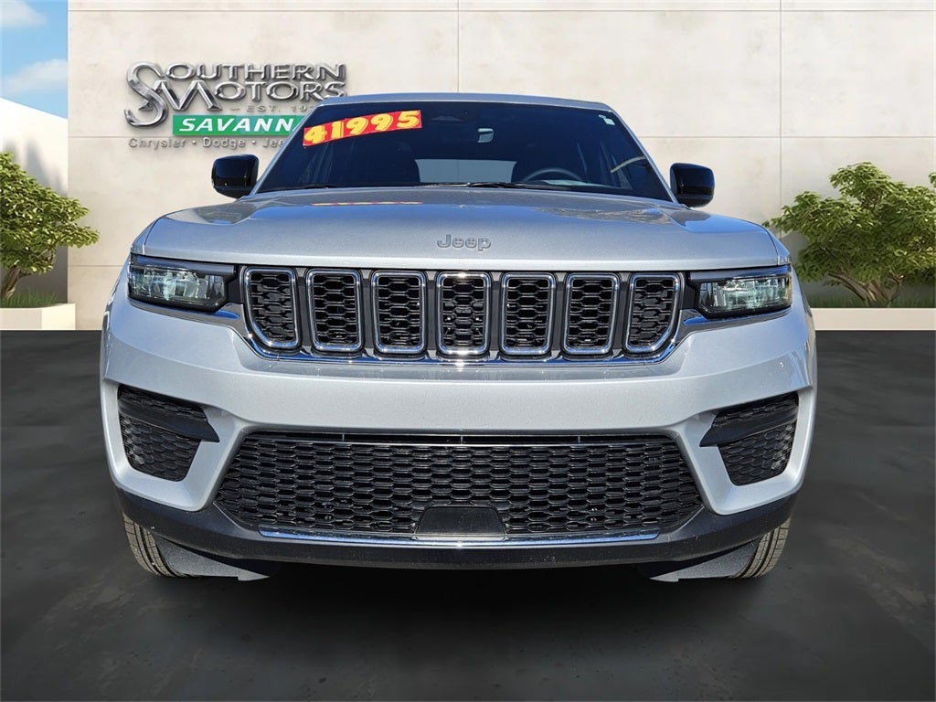 2025 Jeep Grand Cherokee Laredo X 4x2
