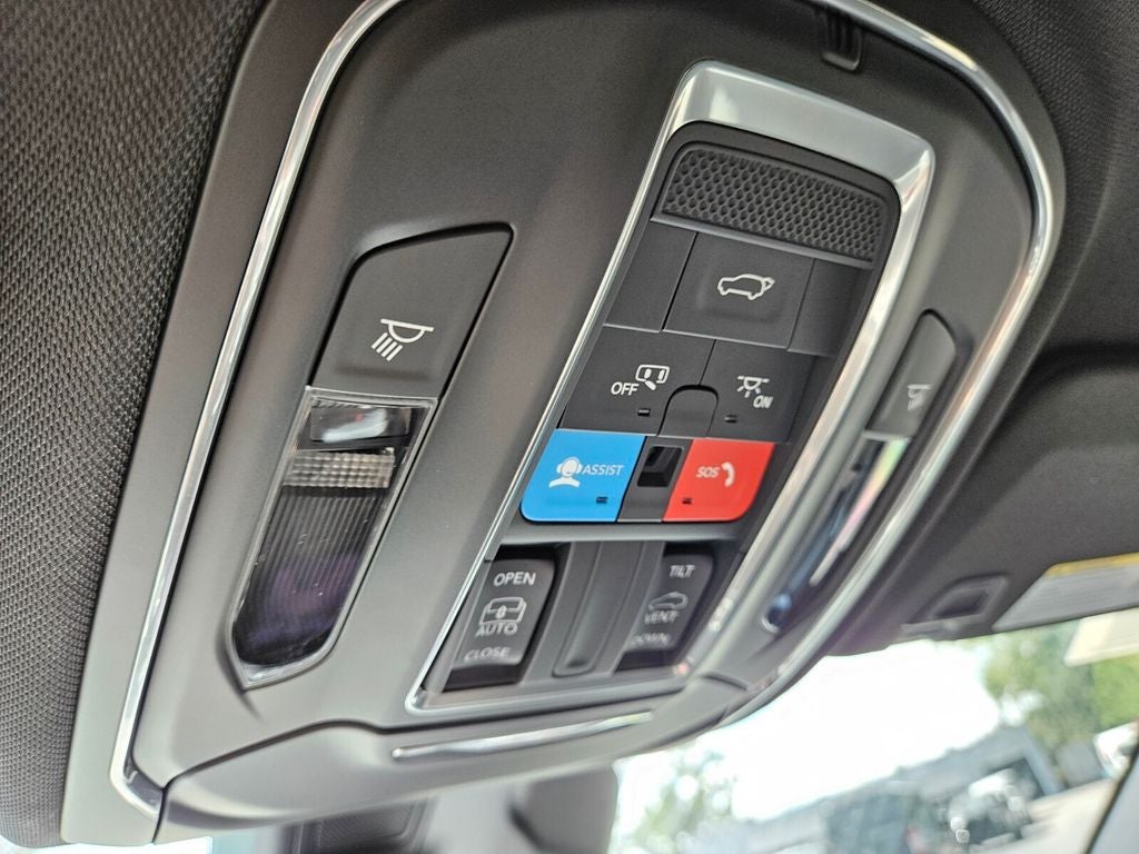 2024 Jeep Grand Cherokee L Laredo X 4x2