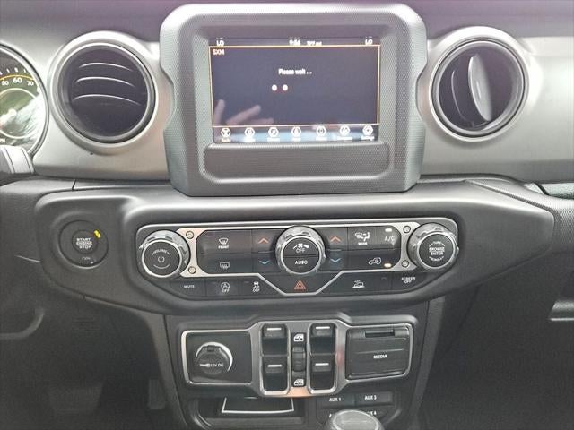 2023 Jeep Gladiator Willys 4x4