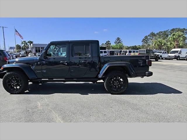2025 Jeep Gladiator Nighthawk