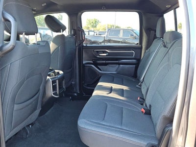 2020 RAM 1500 Big Horn Crew Cab 4x2 5'7' Box