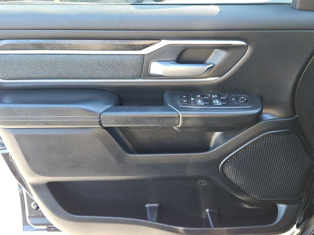 2020 RAM 1500 Big Horn Crew Cab 4x2 5'7' Box