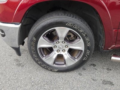 2022 RAM Ram 1500 Laramie Crew Cab 4x2 5'7' Box