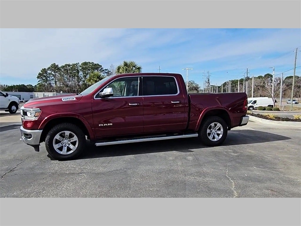 2022 RAM 1500 Laramie Crew Cab 4x4 5'7' Box