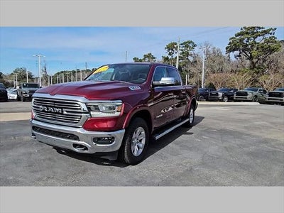 2022 RAM 1500 Laramie Crew Cab 4x4 5'7' Box