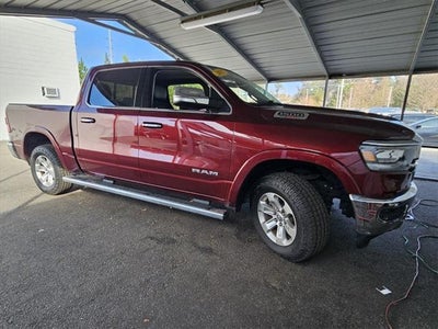 2022 RAM 1500 Laramie Crew Cab 4x4 5'7' Box