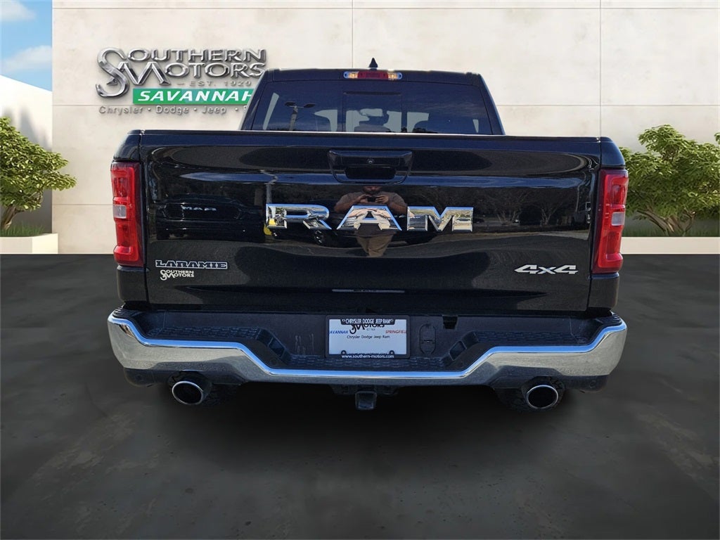 2025 RAM 1500 Laramie Crew Cab 4x4 5'7' Box