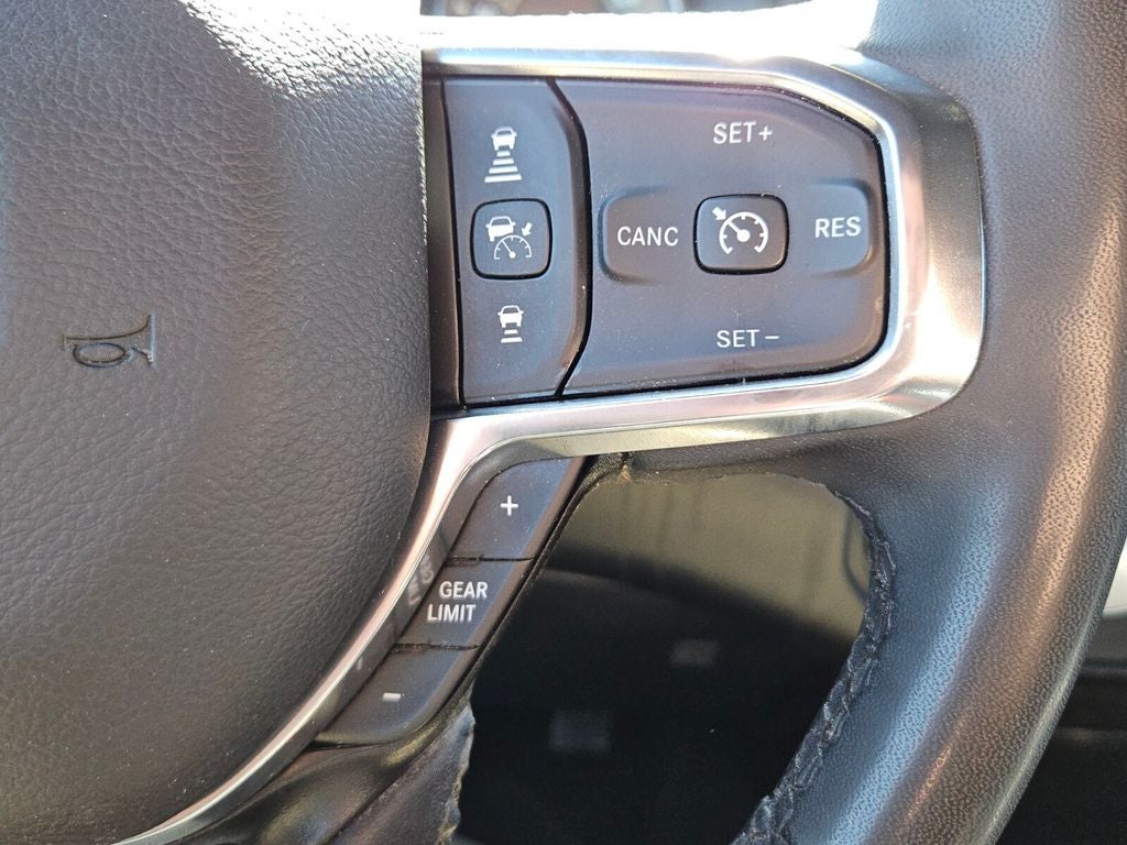 2025 RAM 1500 Laramie Crew Cab 4x4 5'7' Box