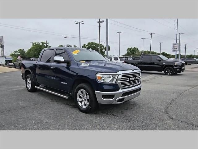 2024 RAM 1500 Laramie Crew Cab 4x4 5'7' Box