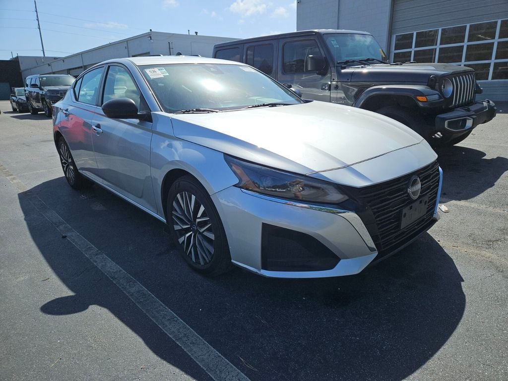 2024 Nissan Altima SV FWD