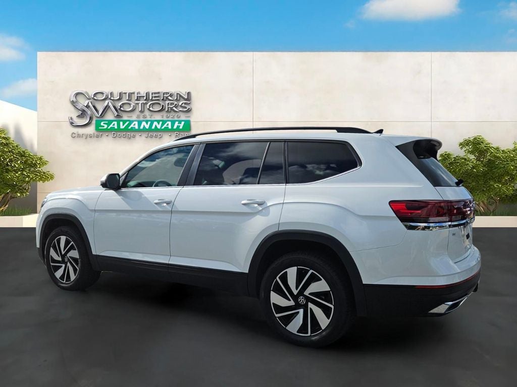 2026 Volkswagen Atlas SE with Technology