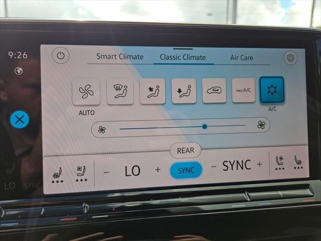 2026 Volkswagen Atlas SE with Technology