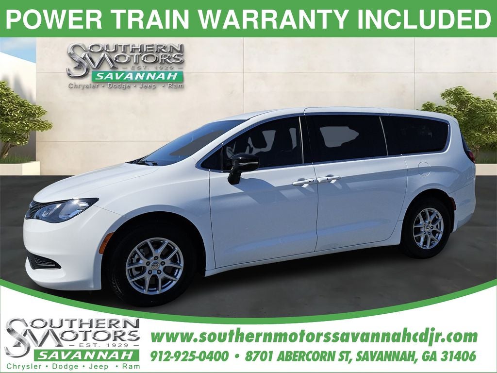 2025 Chrysler Voyager LX