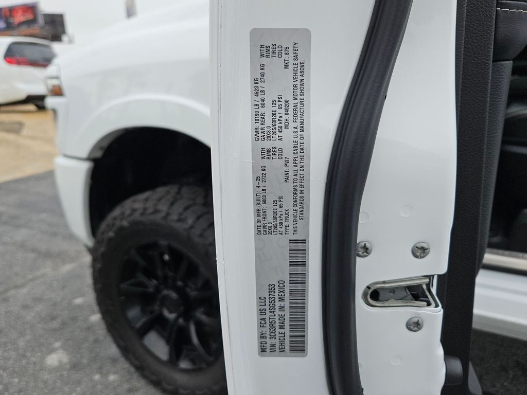 2025 RAM 2500 Limited Mega Cab 4x4 6'4' Box