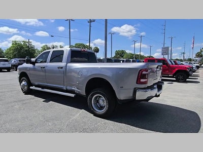 2024 RAM 3500 Tradesman Crew Cab 4x4 8' Box