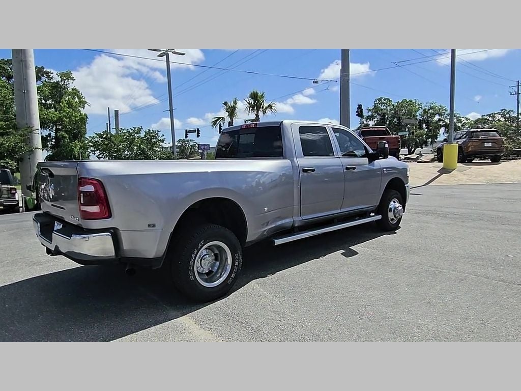 2024 RAM 3500 Tradesman Crew Cab 4x4 8' Box