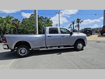2024 RAM 3500 Tradesman Crew Cab 4x4 8' Box