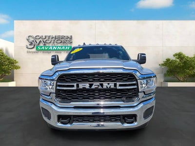 2024 RAM 3500 Tradesman Crew Cab 4x4 8' Box