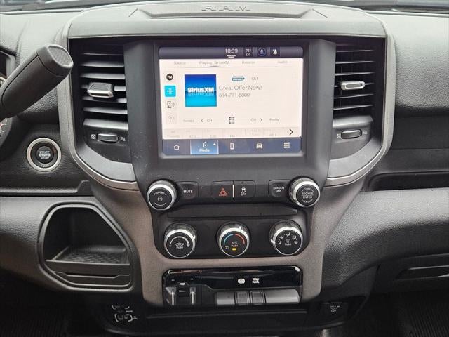 2023 RAM 3500 Tradesman Crew Cab 4x4 8' Box