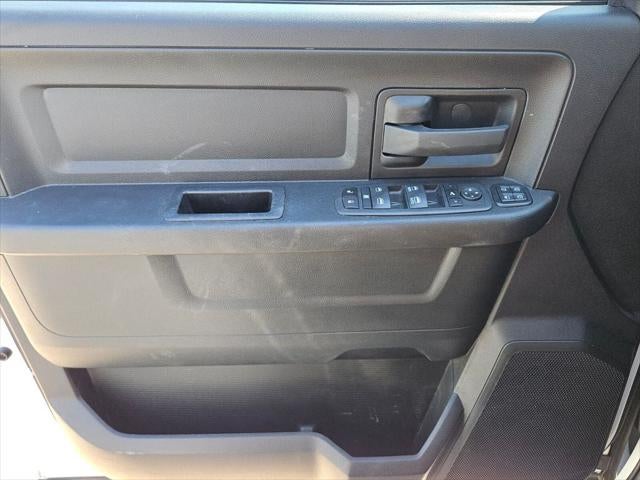 2024 RAM 3500 Tradesman Crew Cab 4x4 8' Box