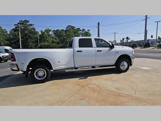 2024 RAM 3500 Tradesman Crew Cab 4x4 8' Box