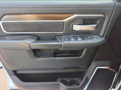 2024 RAM 2500 Laramie Crew Cab 4x4 6'4' Box
