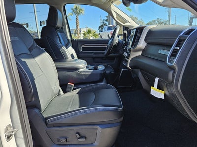 2024 RAM 2500 Laramie Crew Cab 4x4 6'4' Box