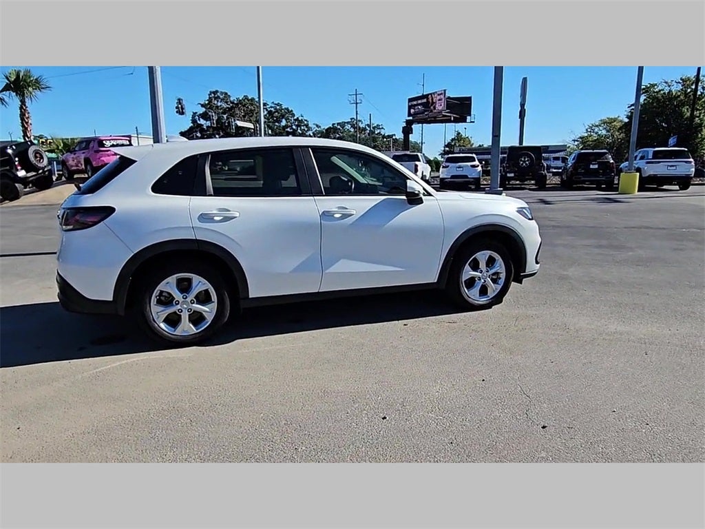 2023 Honda HR-V 2WD LX