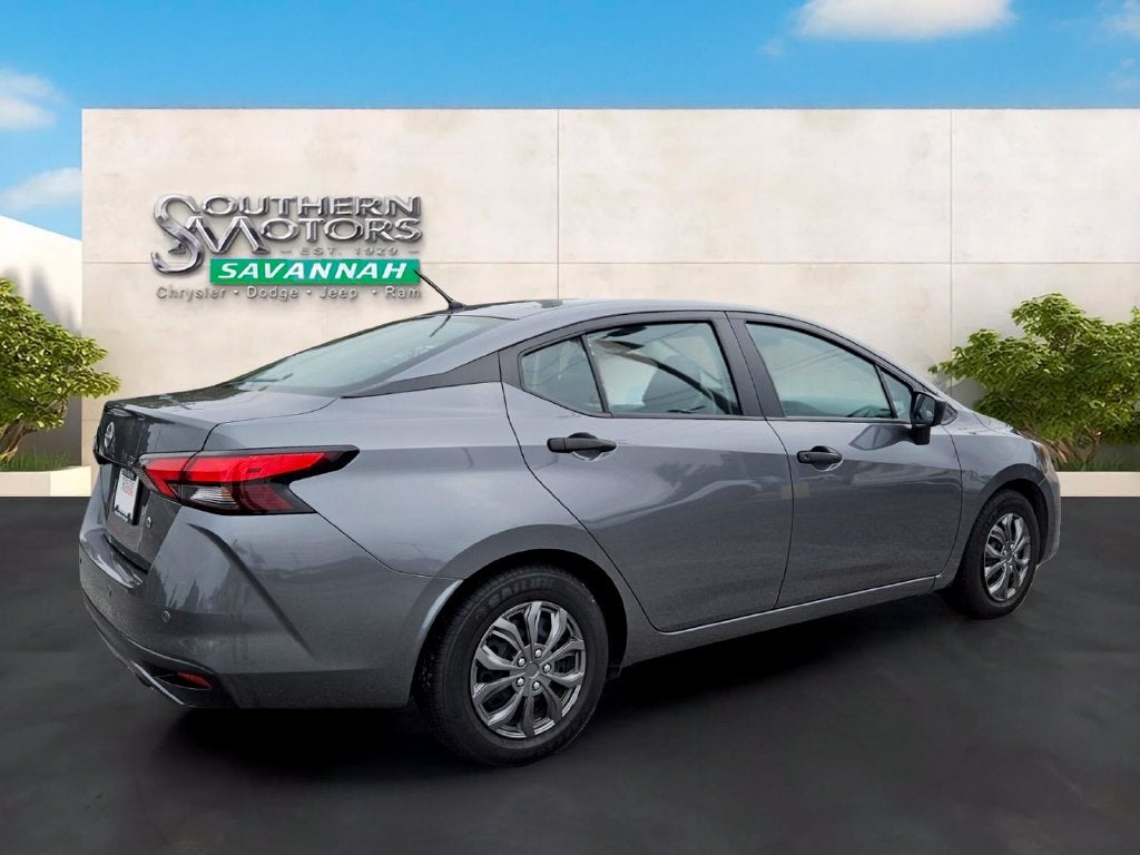 2025 Nissan Versa 1.6 S