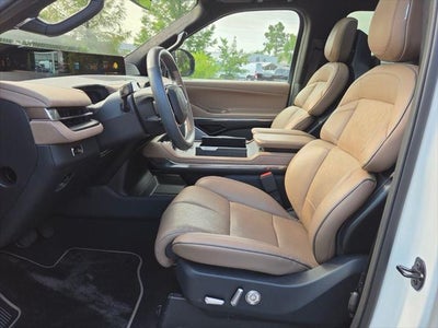 2025 Lincoln Navigator Black Label