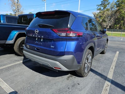 2023 Nissan Rogue SV FWD