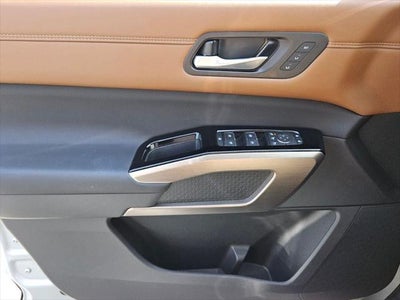 2025 Nissan Pathfinder Platinum FWD