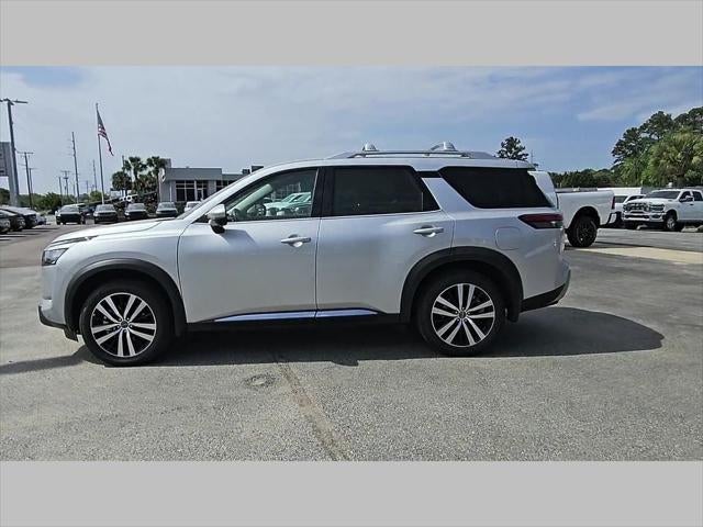 2025 Nissan Pathfinder Platinum FWD