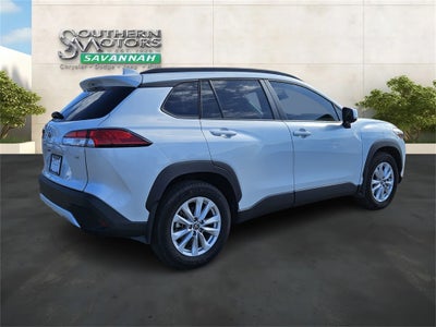 2024 Toyota Corolla Cross LE