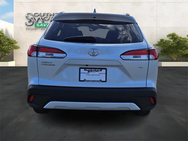 2024 Toyota Corolla Cross LE