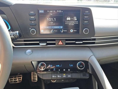 2025 Hyundai Elantra SEL Sport