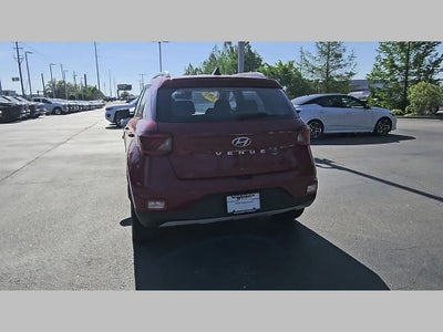 2022 Hyundai Venue SEL