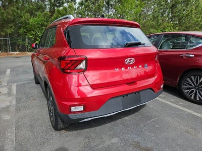 2022 Hyundai Venue SEL