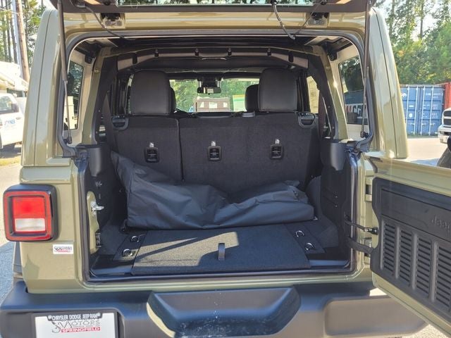 2025 Jeep Wrangler 4-Door Summit 4x4