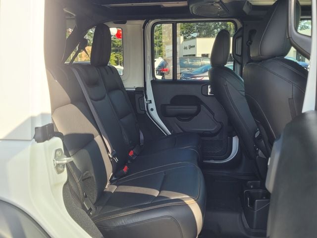 2025 Jeep Wrangler 4-Door Summit 4x4