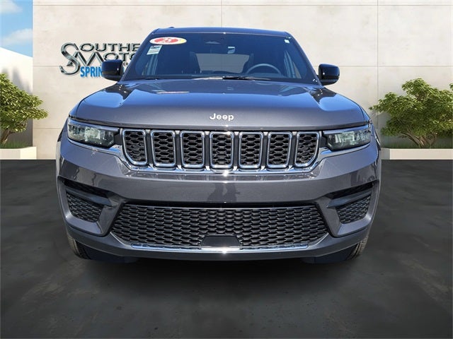 2025 Jeep Grand Cherokee Laredo X 4x4
