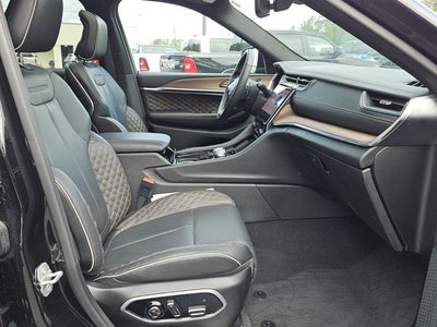 2025 Jeep Grand Cherokee Summit 4x4